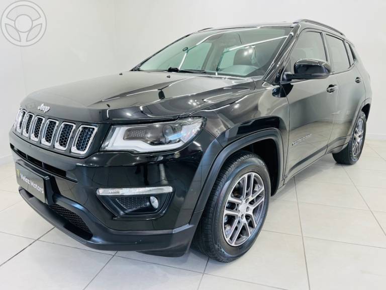 JEEP - COMPASS 2.0 16V FLEX SPORT AUTOMÁTICO - 2018/2019 - PRETA - R$ 98.900,00