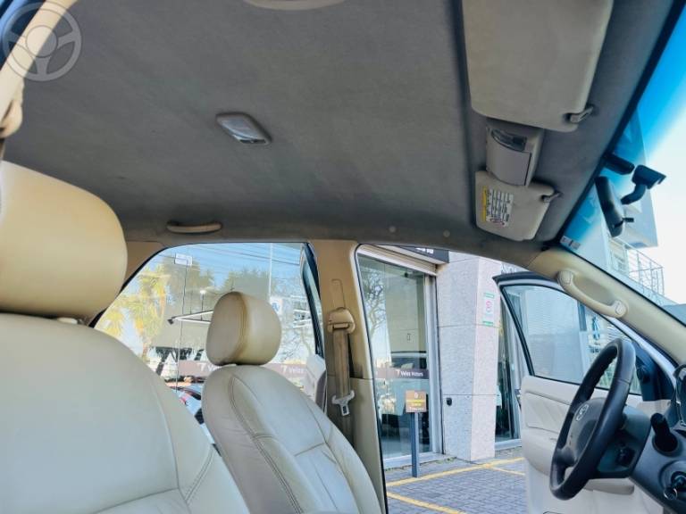 TOYOTA - HILUX SW4 3.0 SRV 4X4 16V TURBO INTERCOOLER DIESEL 4P AUTOMÁTICO - 2006/2007 - PRATA - R$ 108.990,00