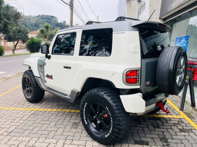 TROLLER - T4 3.2 XLT 4X4 20V TURBO INTERCOOLER DIESEL 2P MANUAL - 2016/2016 - BRANCA - R$ 169.990,00