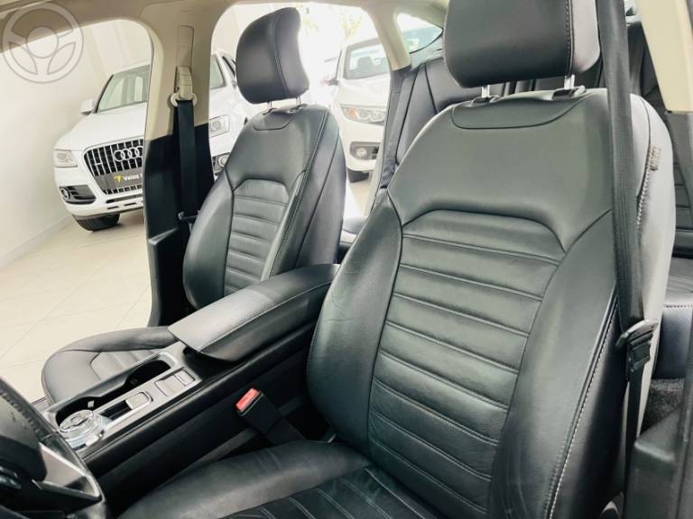 FORD - FUSION 2.0 SEL 16V ECOBOOST 4P AUTOMÁTICO - 2018/2018 - CINZA - R$ 97.990,00
