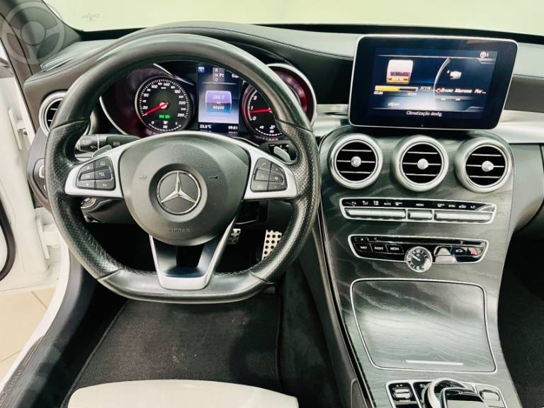 MERCEDES-BENZ - C 250 2.0 CGI SPORT TURBO 16V 4P AUTOMÁTICO - 2016/2016 - BRANCA - R$ 149.990,00