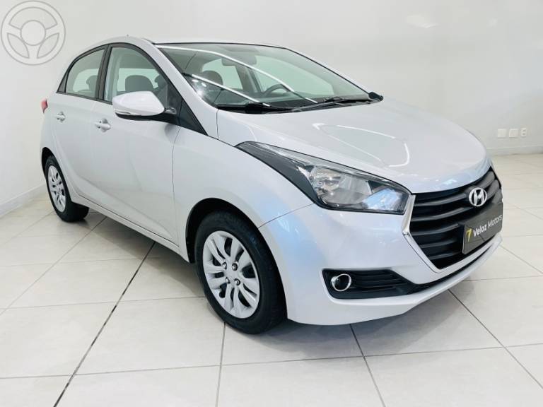 HYUNDAI - HB20 1.6 COMFORT PLUS 16V FLEX 4P MANUAL - 2016/2017 - PRATA - R$ 56.900,00
