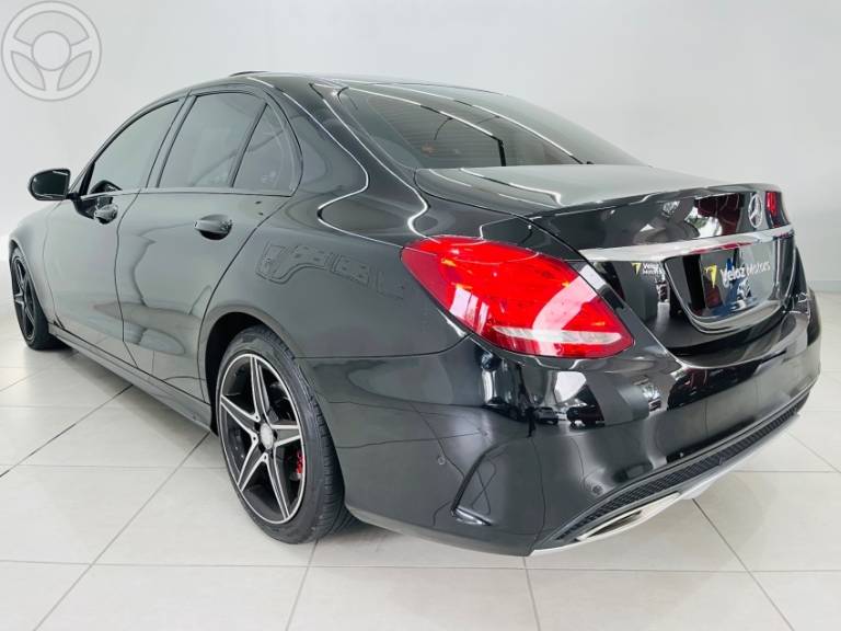 MERCEDES-BENZ - C 250 2.0 CGI SPORT TURBO 16V 4P AUTOMÁTICO - 2015/2016 - PRETA - R$ 153.990,00