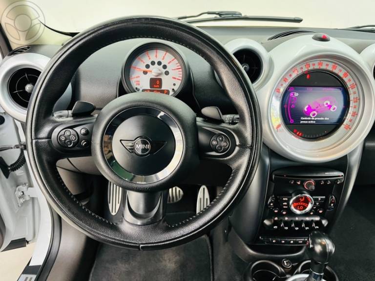 MINI - COUNTRYMAN 1.6 S ALL4 4X4 16V 184CV TURBO 4P AUTOMÁTICO - 2010/2011 - BRANCA - R$ 88.990,00