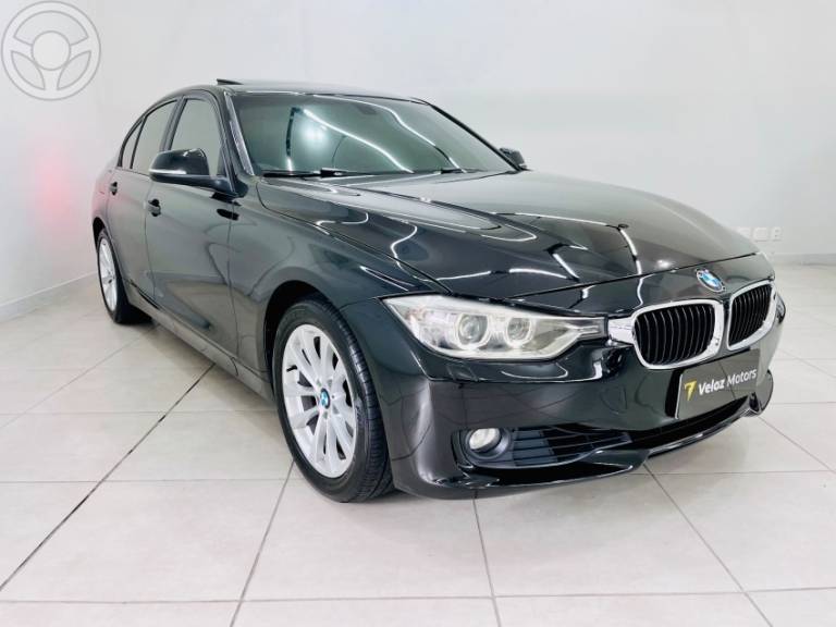 BMW - 328I 2.0 SPORT GP 16V ACTIVEFLEX 4P AUTOMÁTICO - 2013/2013 - PRETA - R$ 109.900,00