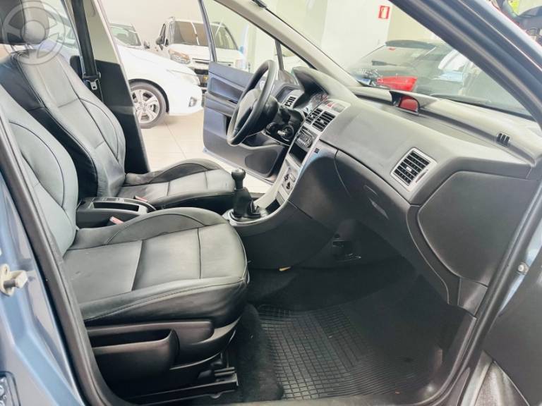 PEUGEOT - 307 1.6 PRESENCE PACK 16V FLEX 4P MANUAL - 2009/2010 - CINZA - R$ 29.990,00