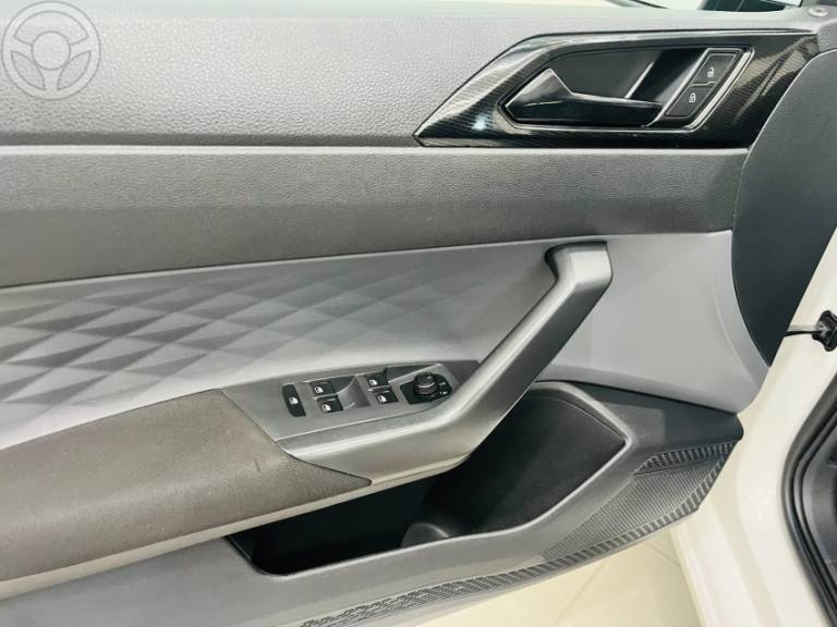 VOLKSWAGEN - VIRTUS 1.0 TSI SENSE 4P MANUAL - 2023/2024 - BRANCA - R$ 94.990,00