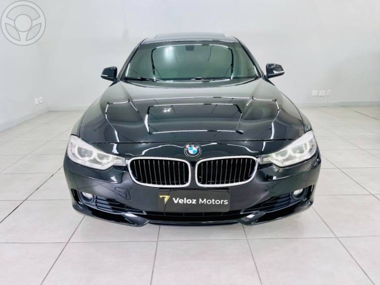 BMW - 328I 2.0 SPORT GP 16V ACTIVEFLEX 4P AUTOMÁTICO - 2013/2013 - PRETA - R$ 109.900,00