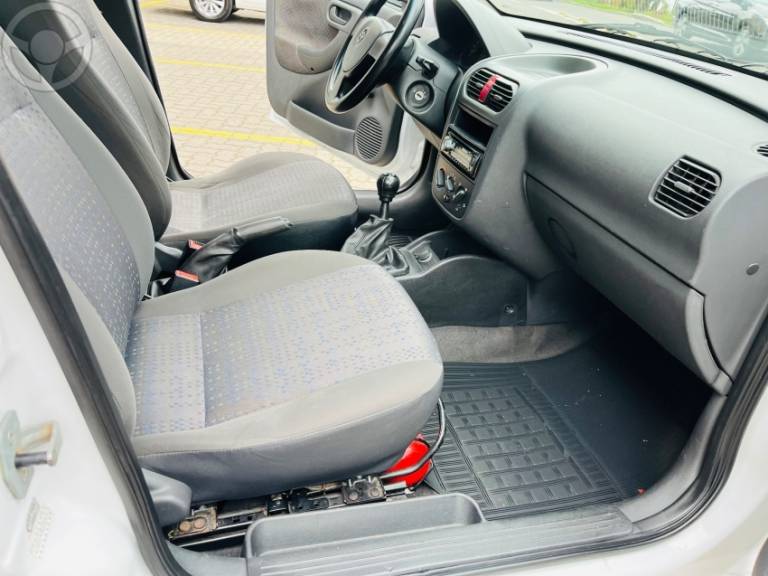 CHEVROLET - MONTANA 1.4 MPFI CONQUEST CS 8V FLEX 2P MANUAL - 2007/2008 - BRANCA - R$ 30.990,00