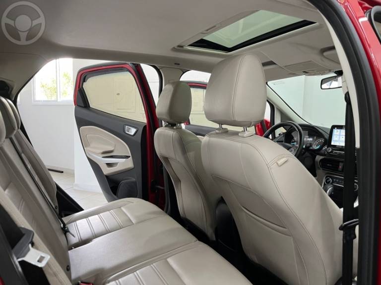 FORD - ECOSPORT 2.0 TITANIUM PLUS 16V FLEX 4P AUTOMÁTICO - 2018/2019 - VERMELHA - R$ 79.990,00