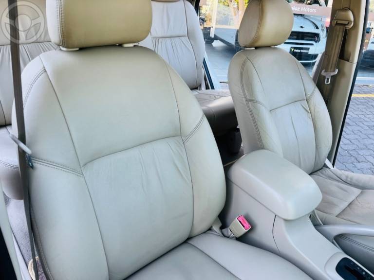 TOYOTA - HILUX SW4 3.0 SRV 4X4 16V TURBO INTERCOOLER DIESEL 4P AUTOMÁTICO - 2006/2007 - PRATA - R$ 108.990,00