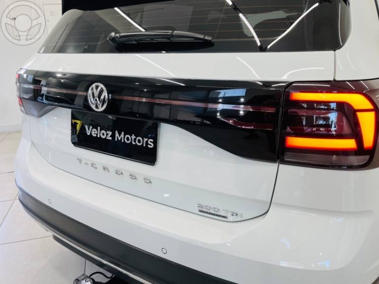 VOLKSWAGEN - T-CROSS 1.0 COMFORTLINE TSI FLEX 4P AUTOMÁTICO - 2019/2020 - BRANCA - R$ 104.990,00