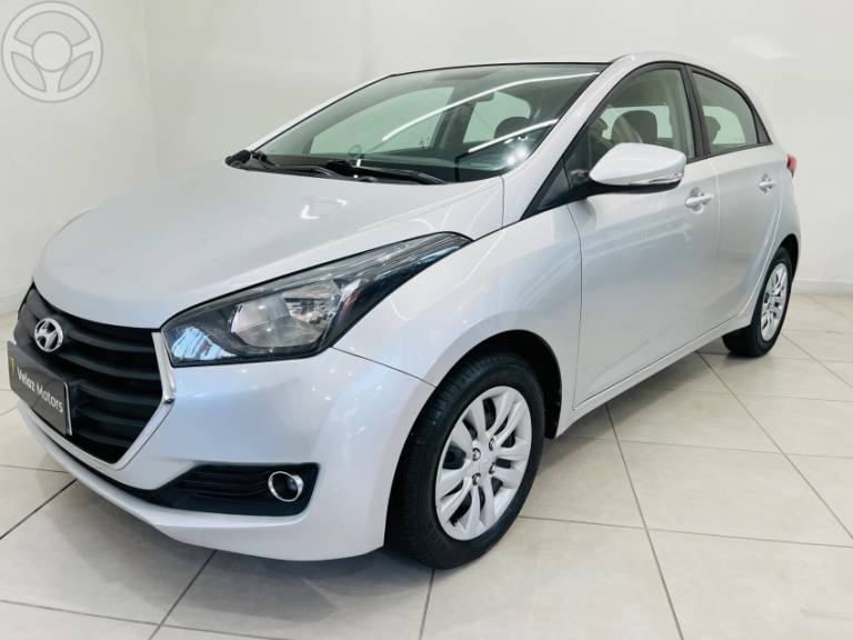 HYUNDAI - HB20 1.6 COMFORT PLUS 16V FLEX 4P MANUAL - 2016/2017 - PRATA - R$ 56.900,00