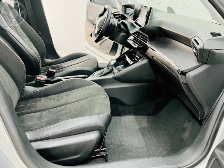 PEUGEOT - 208 1.6 ALLURE 16V FLEX 4P AUTOMÁTICO - 2020/2021 - PRATA - R$ 79.990,00