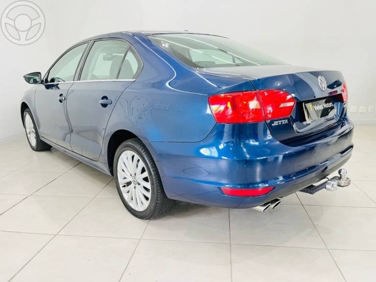 VOLKSWAGEN - JETTA 2.0 TSI HIGHLINE 200CV 4P TIPTRONIC - 2012/2013 - AZUL - R$ 68.900,00