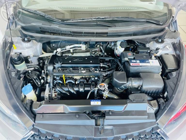 HYUNDAI - HB20 1.6 COMFORT PLUS 16V FLEX 4P MANUAL - 2019/2019 - PRATA - R$ 65.500,00