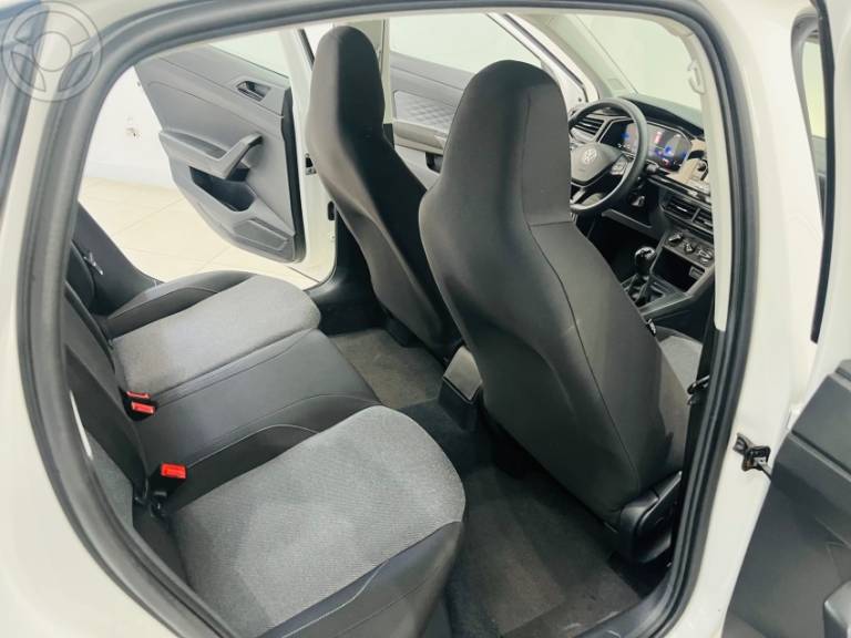 VOLKSWAGEN - VIRTUS 1.0 TSI SENSE 4P MANUAL - 2023/2024 - BRANCA - R$ 92.990,00