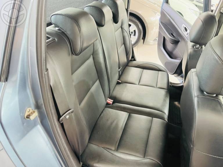 PEUGEOT - 307 1.6 PRESENCE PACK 16V FLEX 4P MANUAL - 2009/2010 - CINZA - R$ 29.990,00