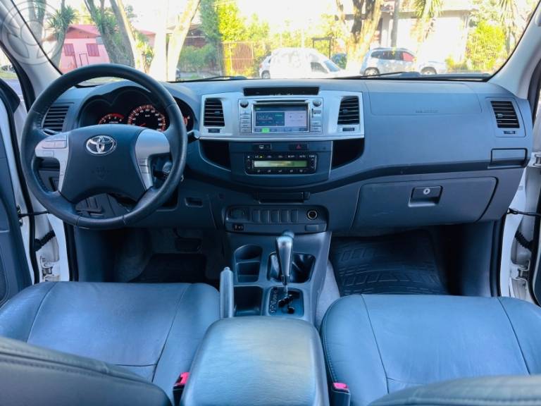 TOYOTA - HILUX 3.0 SRV TOP 4X4 CD 16V TURBO INTERCOOLER DIESEL 4P AUTOMÁTICO - 2013/2013 - BRANCA - R$ 134.990,00