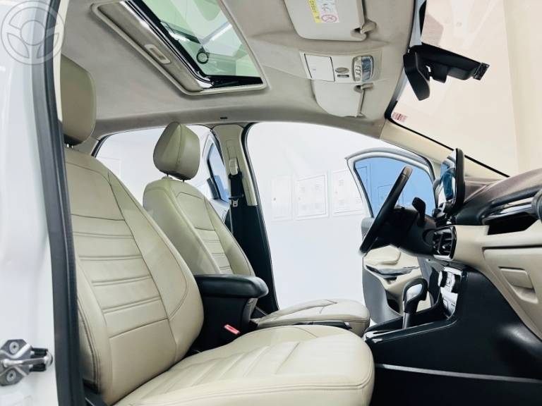 FORD - ECOSPORT 1.5 TITANIUM 16V FLEX 4P AUTOMÁTICO - 2019/2020 - BRANCA - R$ 82.900,00