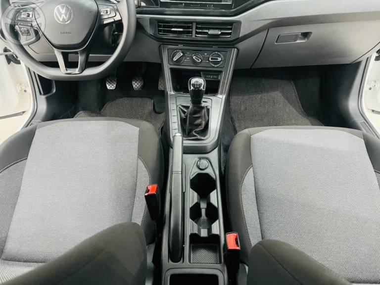 VOLKSWAGEN - VIRTUS 1.0 TSI SENSE 4P MANUAL - 2023/2024 - BRANCA - R$ 94.990,00