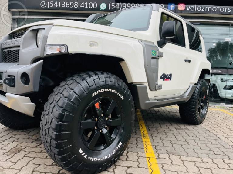 TROLLER - T4 3.2 XLT 4X4 20V TURBO INTERCOOLER DIESEL 2P MANUAL - 2016/2016 - BRANCA - R$ 169.990,00