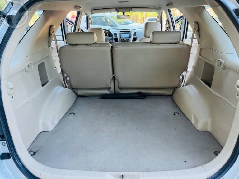 TOYOTA - HILUX SW4 3.0 SRV 4X4 16V TURBO INTERCOOLER DIESEL 4P AUTOMÁTICO - 2006/2007 - PRATA - R$ 108.990,00