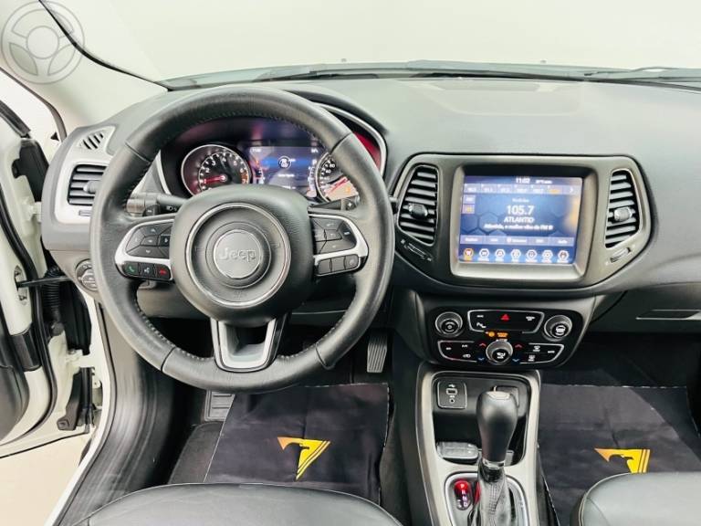JEEP - COMPASS 2.0 16V FLEX LONGITUDE AUTOMÁTICO - 2018/2019 - BRANCA - R$ 95.990,00