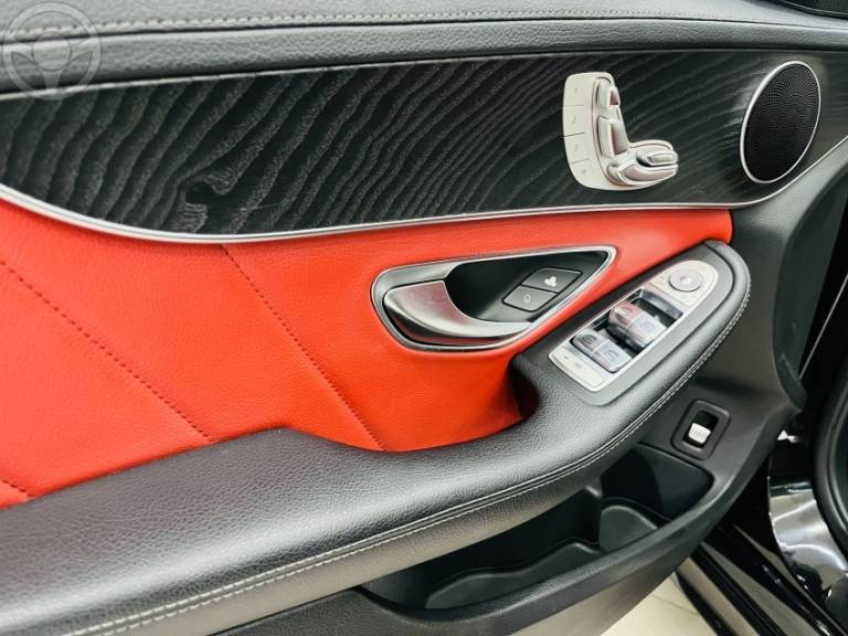 MERCEDES-BENZ - C 250 2.0 CGI SPORT TURBO 16V 4P AUTOMÁTICO - 2015/2016 - PRETA - R$ 153.990,00