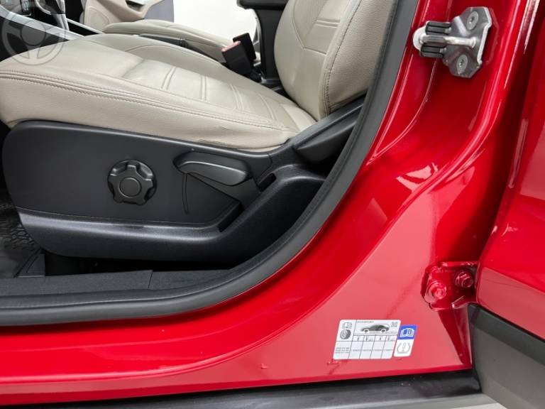 FORD - ECOSPORT 2.0 TITANIUM PLUS 16V FLEX 4P AUTOMÁTICO - 2018/2019 - VERMELHA - R$ 79.990,00