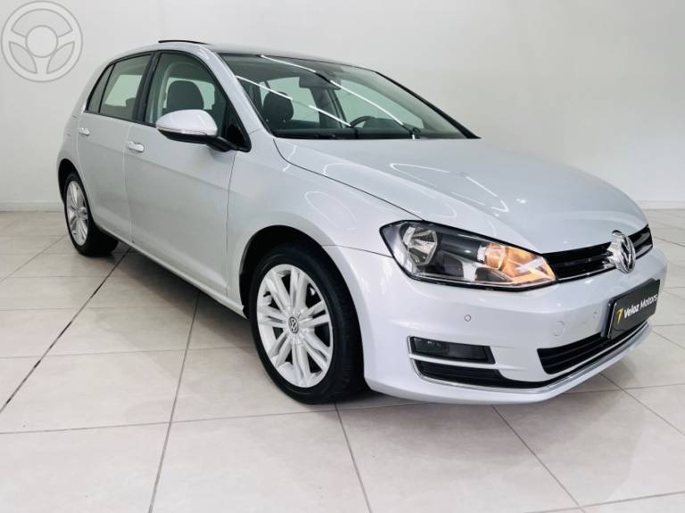 VOLKSWAGEN - GOLF 1.4 TSI HIGHLINE 16V 4P AUTOMÁTICO - 2013/2014 - PRATA - R$ 79.990,00