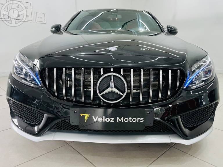 MERCEDES-BENZ - C 250 2.0 CGI SPORT TURBO 16V 4P AUTOMÁTICO - 2015/2016 - PRETA - R$ 153.990,00