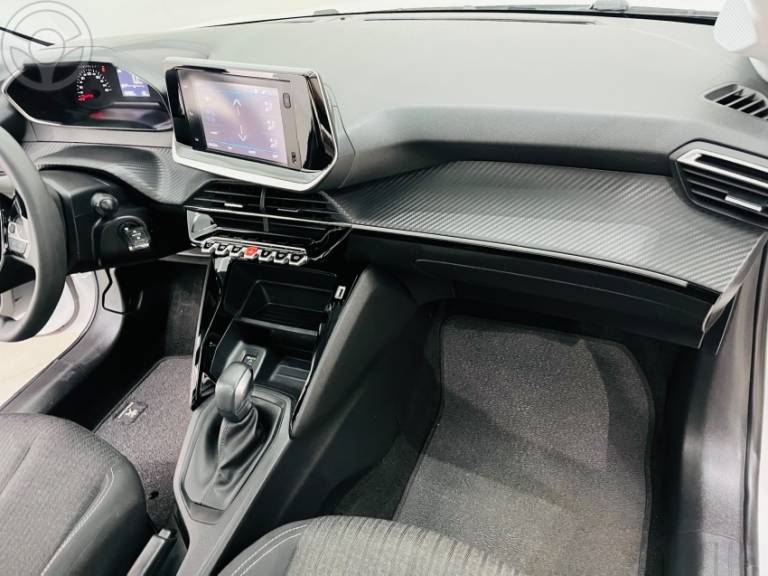 PEUGEOT - 208 1.6 ACTIVE PACK 16V FLEX 4P AUTOMÁTICO - 2021/2021 - BRANCA - R$ 72.500,00