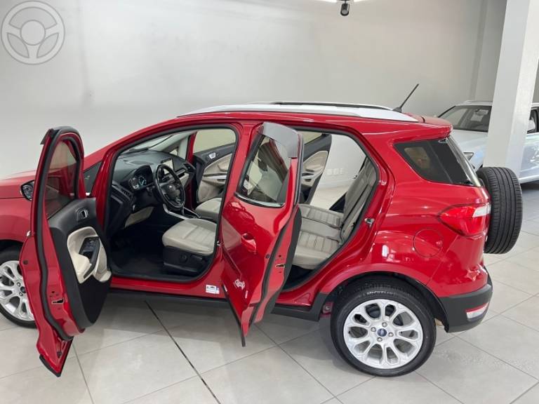 FORD - ECOSPORT 2.0 TITANIUM PLUS 16V FLEX 4P AUTOMÁTICO - 2018/2019 - VERMELHA - R$ 79.990,00