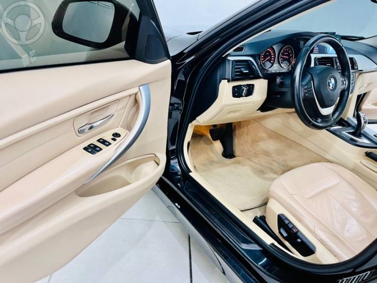 BMW - 328I 2.0 SPORT GP 16V ACTIVEFLEX 4P AUTOMÁTICO - 2013/2013 - PRETA - R$ 109.900,00