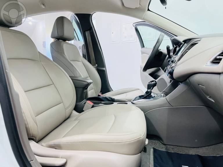 CHEVROLET - CRUZE 1.4 TURBO LTZ 16V FLEX 4P AUTOMÁTICO - 2018/2018 - BRANCA - R$ 92.900,00