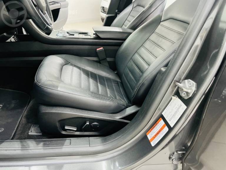 FORD - FUSION 2.0 SEL 16V ECOBOOST 4P AUTOMÁTICO - 2018/2018 - CINZA - R$ 97.990,00