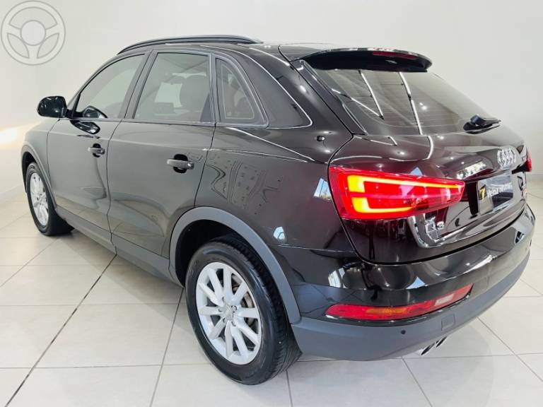 AUDI - Q3 1.4 TFSI AMBIENTE 4P S TRONIC - 2015/2016 - PRETA - R$ 89.990,00