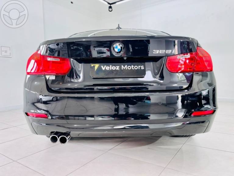BMW - 328I 2.0 SPORT GP 16V ACTIVEFLEX 4P AUTOMÁTICO - 2013/2013 - PRETA - R$ 109.900,00