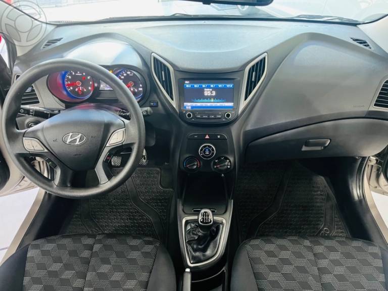 HYUNDAI - HB20 1.6 COMFORT PLUS 16V FLEX 4P MANUAL - 2019/2019 - PRATA - R$ 65.500,00
