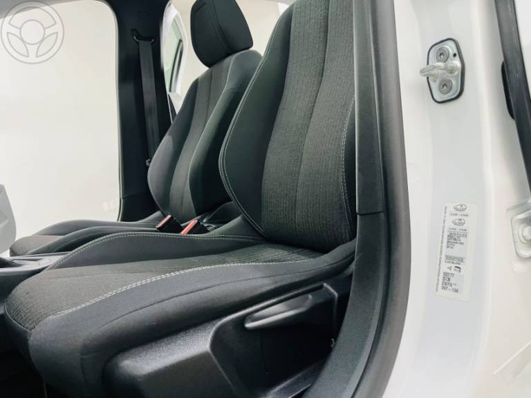 PEUGEOT - 208 1.6 ACTIVE PACK 16V FLEX 4P AUTOMÁTICO - 2021/2021 - BRANCA - R$ 72.500,00