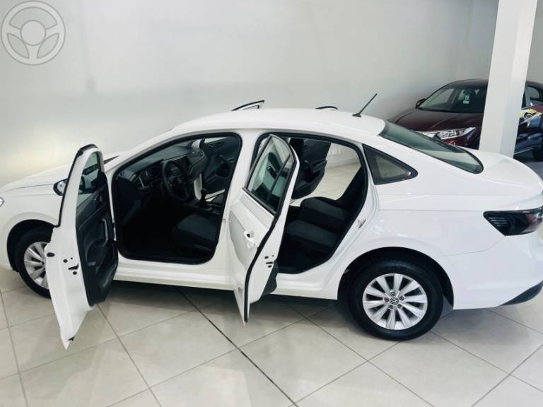 VOLKSWAGEN - VIRTUS 1.0 TSI SENSE 4P MANUAL - 2023/2024 - BRANCA - R$ 92.990,00
