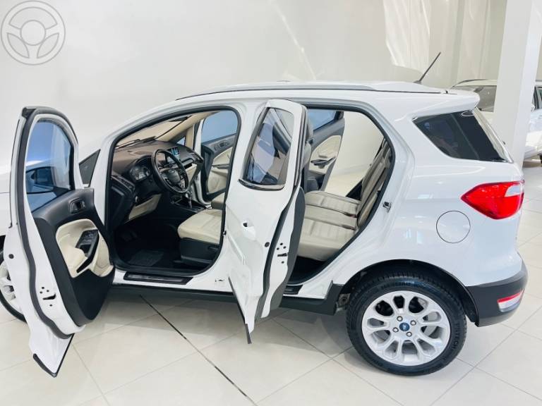 FORD - ECOSPORT 1.5 TITANIUM 16V FLEX 4P AUTOMÁTICO - 2019/2020 - BRANCA - R$ 82.900,00