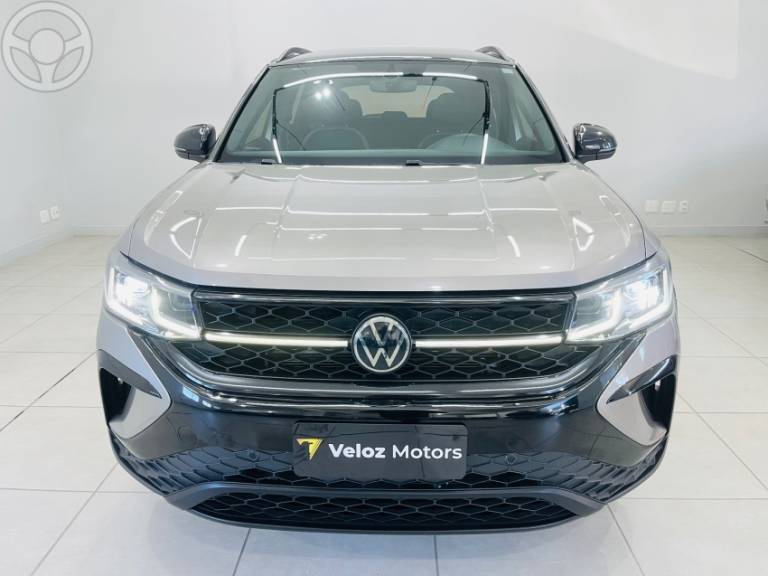 VOLKSWAGEN - TAOS 1.4 16V LAUNCHING TSI FLEX 4P AUTOMÁTICO - 2021/2022 - BEGE - R$ 157.900,00