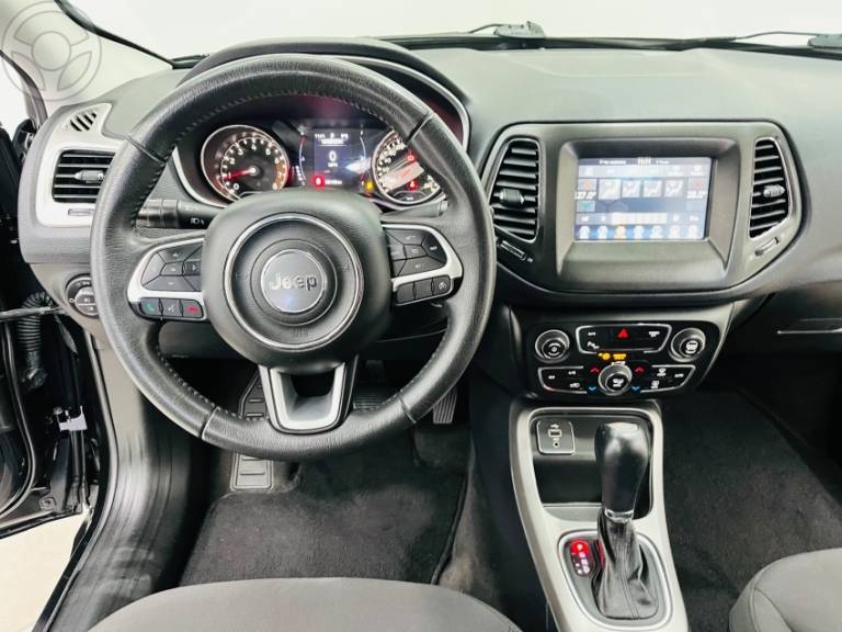 JEEP - COMPASS 2.0 16V FLEX SPORT AUTOMÁTICO - 2018/2019 - PRETA - R$ 98.900,00