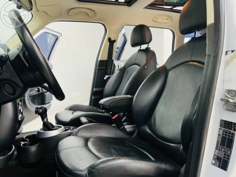 MINI - COUNTRYMAN 1.6 S ALL4 4X4 16V 184CV TURBO 4P AUTOMÁTICO - 2010/2011 - BRANCA - R$ 88.990,00
