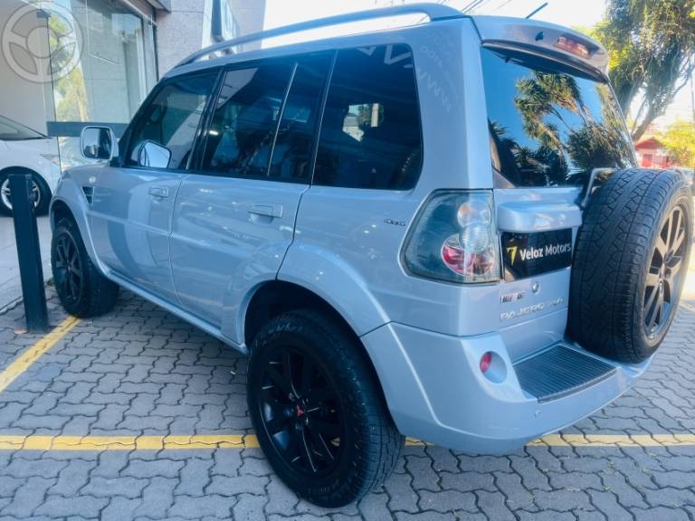 MITSUBISHI - PAJERO TR4 2.0 4X4 16V 140CV FLEX 4P AUTOMÁTICO - 2010/2010 - PRATA - R$ 59.900,00