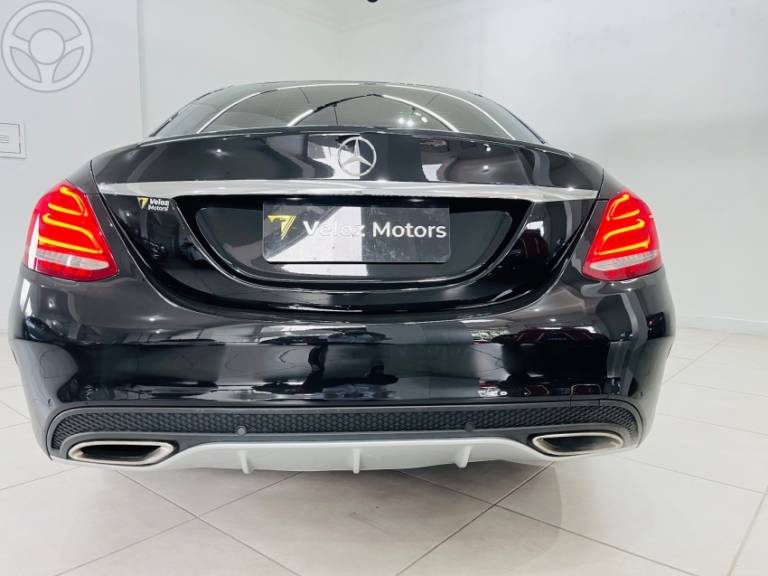 MERCEDES-BENZ - C 250 2.0 CGI SPORT TURBO 16V 4P AUTOMÁTICO - 2015/2016 - PRETA - R$ 153.990,00