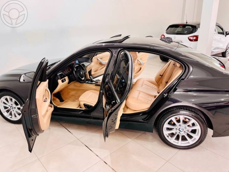 BMW - 328I 2.0 SPORT GP 16V ACTIVEFLEX 4P AUTOMÁTICO - 2013/2013 - PRETA - R$ 109.900,00